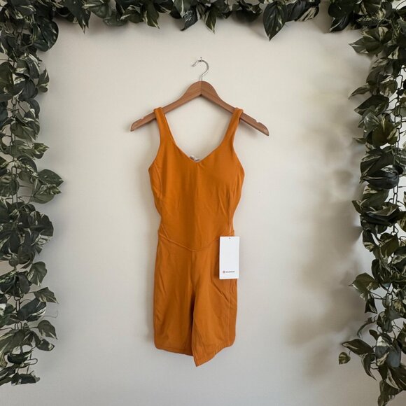 Lululemon Athletic Align Sleeveless Onesie Bodysuit 8” Autumn NWT Size 4 - Picture 1 of 7